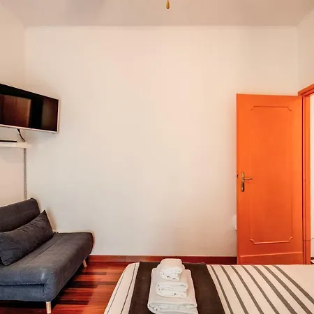 Re Di Holidays Apartment